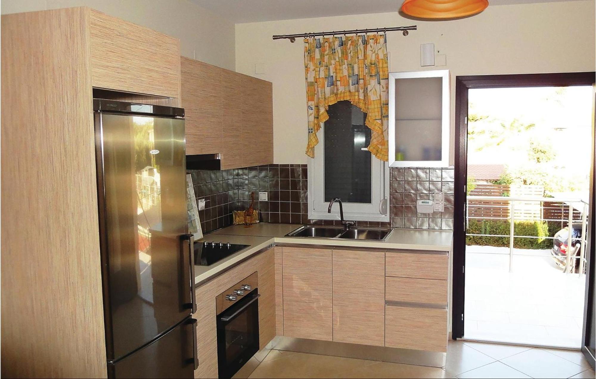 Lovely Home In Preveza With Outdoor Swimming Pool カナリ エクステリア 写真